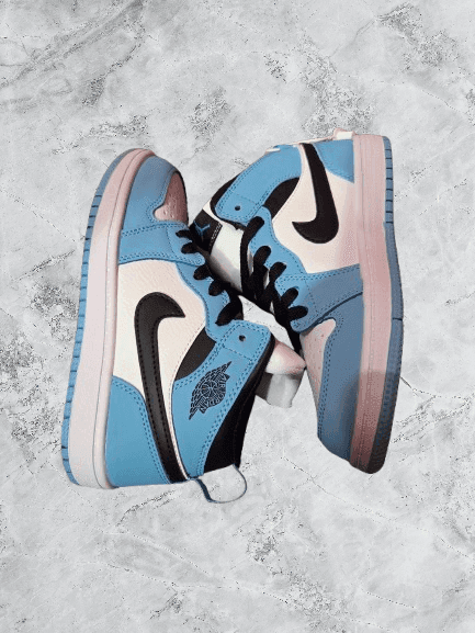 Retro 1 University Blue